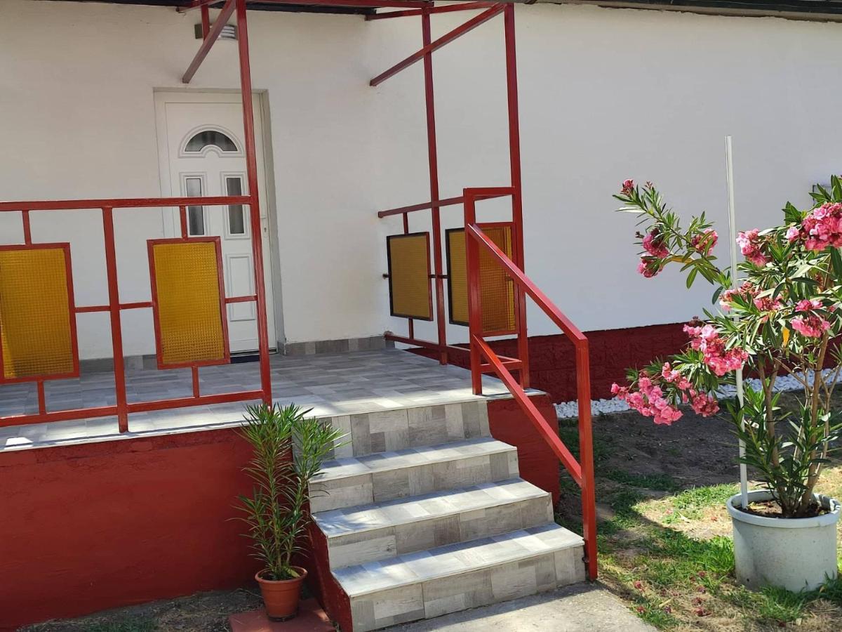 Rakos-Patak Family House Hotel Будапеща Екстериор снимка